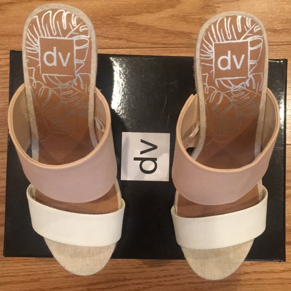 Dolce Vita Adelina Espadrilles